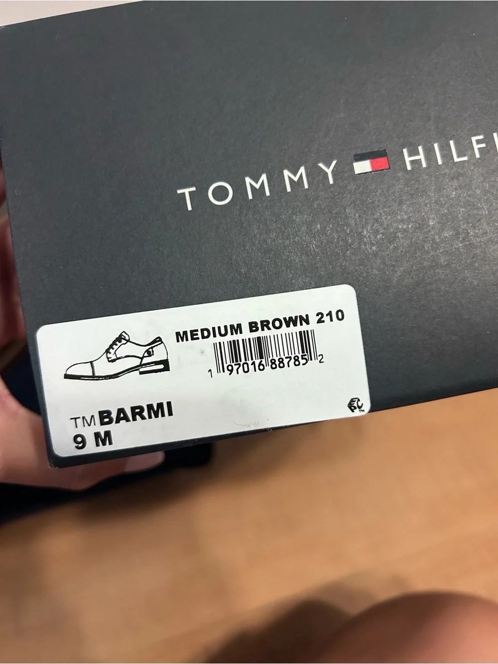 NEW Tommy Hilfiger Classic Brown Leather Cap-Toe Men's Dress Shoes